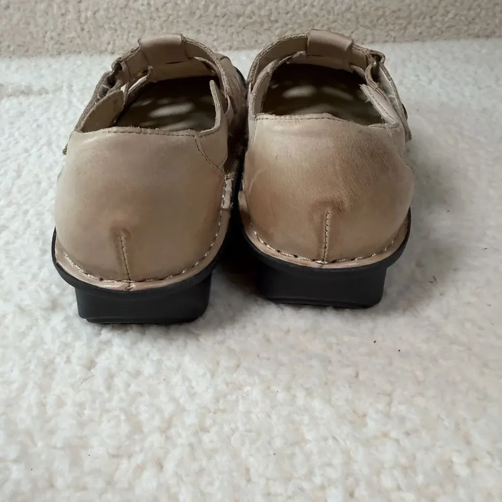 Alegria Women's Tan Leather Fisherman Clog Size 38 (US 7) Flaw
